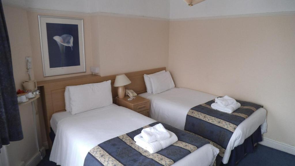 Belle Vue House Hotel Рединг Стая снимка