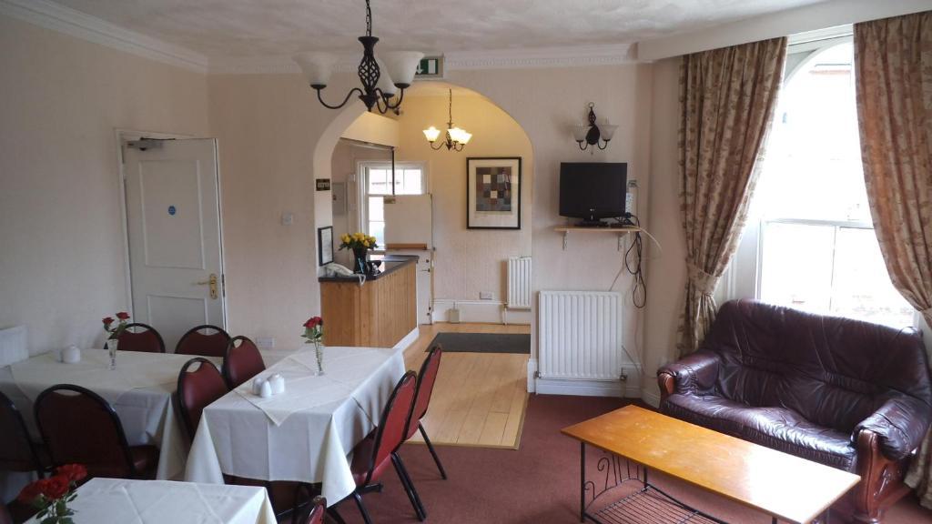 Belle Vue House Hotel Рединг Екстериор снимка